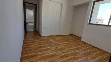 Room in 2 BHK Apartment at Lodha Palava City, Dombivli East – for Rent