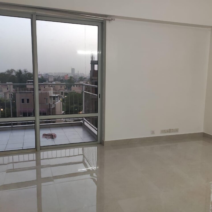 Balcony, ireo-uptown 2.5 Bedroom 1450 Sq.Ft. Apartment In Sector 66 Gurgaon 7943974