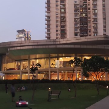 2.5 BHK Apartment – Exterior View View at Ireo Uptown, Sector 66 - for Rent