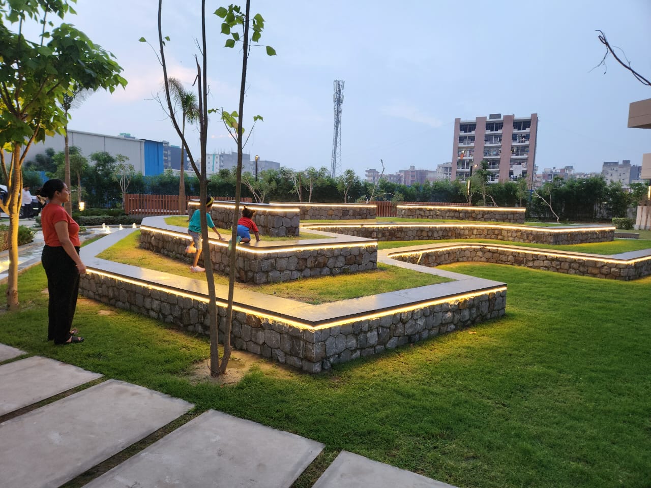 2 BHK + Pooja Room Apartment For Sale in Amrapali Silicon City