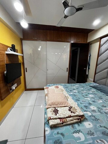Furnished Amenities in 3 BHK Apartment at Shilaj – for Rent