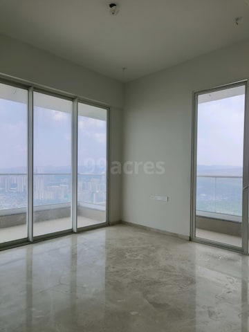 Room in 2 BHK Apartment at Omkar Alta Monte, Malad East – for Rent