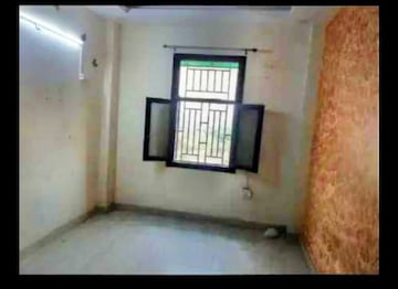 Room in 1 BHK Builder Floor at Sector 2a Vasundhara – for Sale