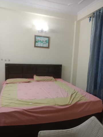 Bedroom in 3 BHK Builder Floor at Uppal Southend, Sector 49 – for Rent