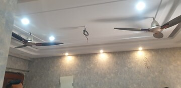 Furnished Amenities in 3 BHK Apartment at Amrapali Silicon City, Sector 76 – for Sale