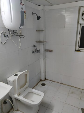 Bathroom in 2 BHK Apartment at Amrapali Silicon City, Sector 76 – for Sale