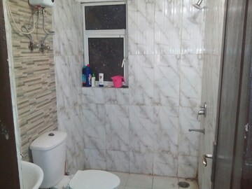 Bathroom in 2 BHK Apartment at Amrapali Silicon City, Sector 76 – for Sale
