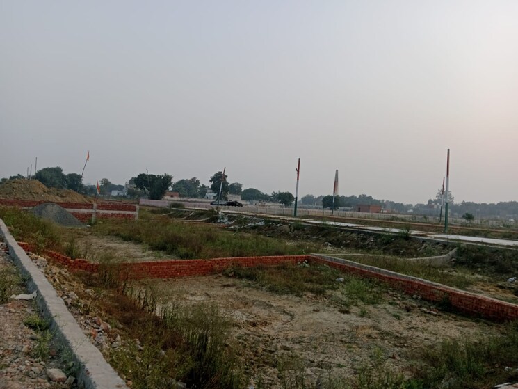 undefined, upsidc site b  100 Sq.Yd. Plot In Upsidc Site B Greater Noida 7944119