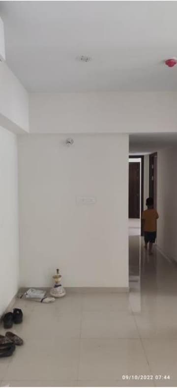 2 BHK Apartment For Rent in Earth Terrace Goregaon West Mumbai  7944219