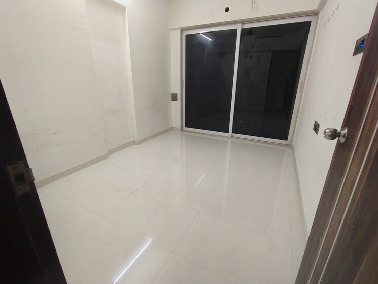 Room, mukta-residency 1 Bedroom 700 Sq.Ft. Apartment In Shilphata Thane 7944313