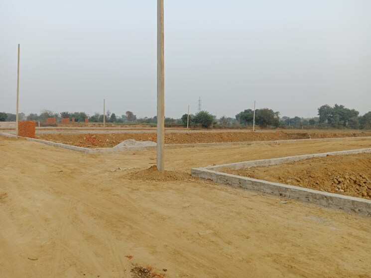 undefined, upsidc site b  60 Sq.Yd. Plot In Upsidc Site B Greater Noida 7944282