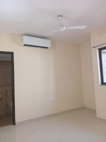 Room in 1 BHK Apartment at Lodha Palava Downtown, Dombivli East – for Rent