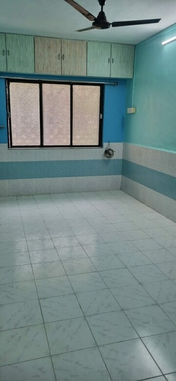 Room in 1 RK Apartment at Shree Dattatraya CHS Mira Road, Mira Road – for Sale