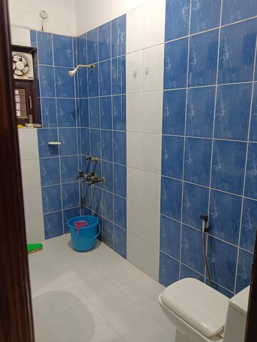 Bathroom in 2 BHK Apartment at Sector 50 – for Rent