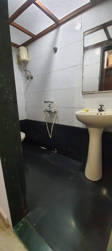 Bathroom in 1 BHK Apartment at NG Complex, Andheri East – for Rent