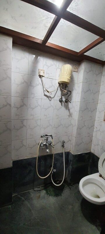 Bathroom in 1 BHK Apartment at NG Complex, Andheri East – for Rent