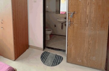 Bathroom in 3 BHK Apartment at Sector 28 Nerul – for Rent