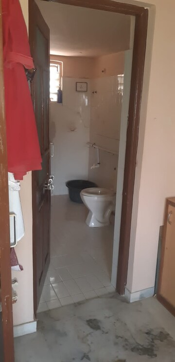 Bathroom in 3 BHK Villa at Thaltej – for Sale
