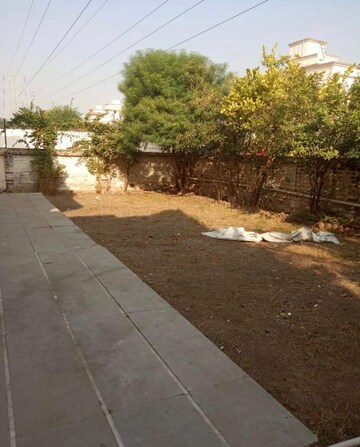 Master Bedroom in 3 BHK Villa at Thaltej – for Sale