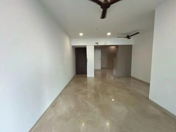Room in 2 BHK Apartment at Aurum Q Residences, Ghansoli – for Rent