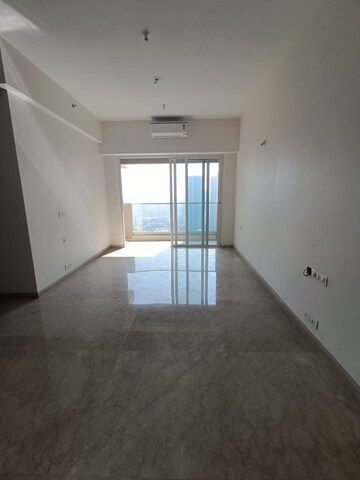 2 BHK Apartment For Rent in Kalpataru Radiance, Goregaon West