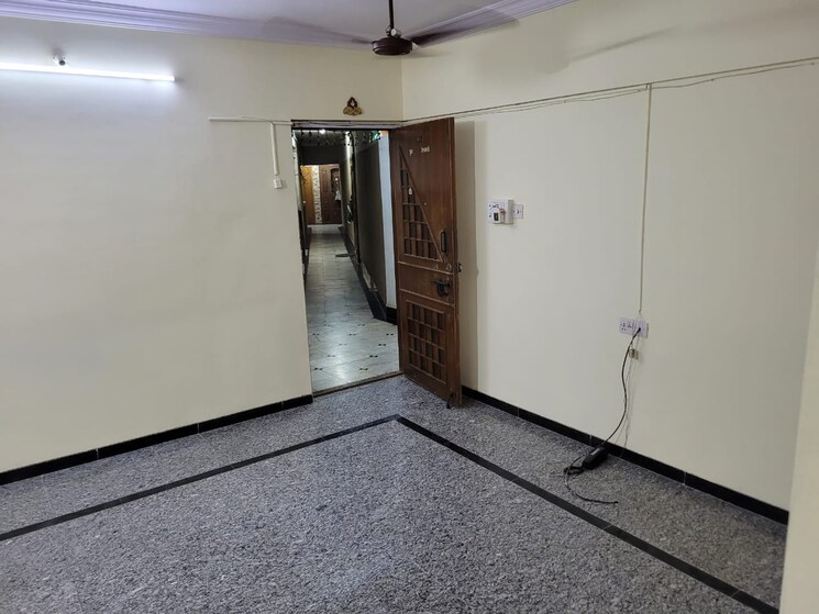 Room, dheeraj-sagar 1 Bedroom 430 Sq.Ft. Apartment In Malad West Mumbai 7944830