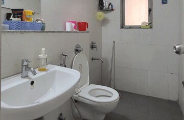 Bathroom in 2 BHK Apartment at Casa Rio Viva, Dombivli East – for Rent