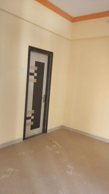 Room in 3 BHK Apartment at Regency Estate, Dombivli East – for Rent