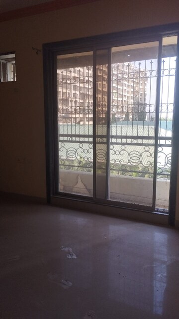 Room in 3 BHK Apartment at Regency Estate, Dombivli East – for Rent