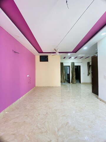Living Room in 2 BHK Apartment at Sector 123 – for Rent