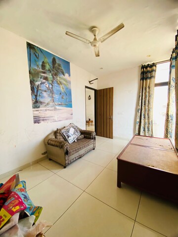 Room in 2 BHK Apartment at Sector 125 – for Rent