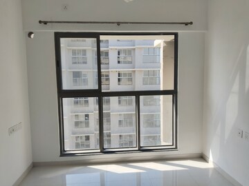 1 BHK Apartment For Rent in UK Luxecity Kandivali East Mumbai  7945192