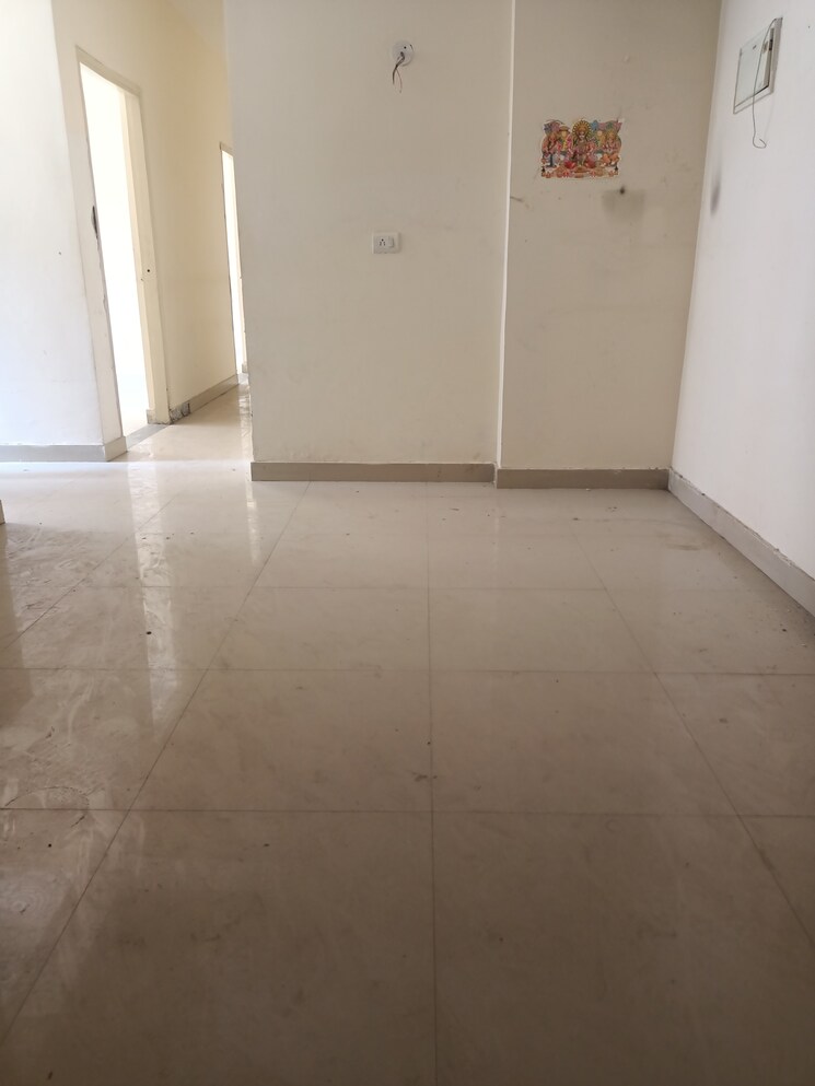 Room, adore-happy-homes-grand 3 Bedroom 1000 Sq.Ft. Apartment In Sector 85 Faridabad 7945210