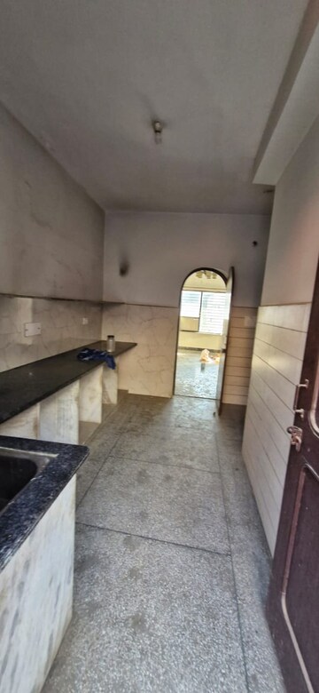Kitchen in 1.5 BHK Independent House at Sector 7 – for Rent