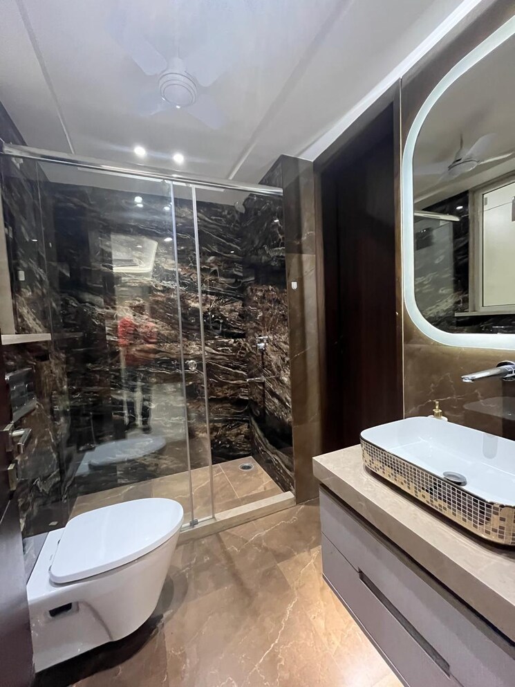 Master Bedroom, ansal-sushant-lok-i 4 Bedroom 300 Sq.Yd. Builder Floor In Sector 43 Gurgaon 7945362