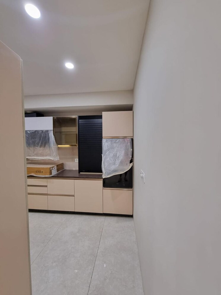 Bathroom, dlf-city-phase-v 4 Bedroom 270 Sq.Yd. Builder Floor In Dlf Phase V Gurgaon 7945369