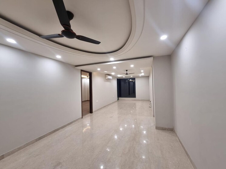 undefined, dlf-city-phase-v 4 Bedroom 270 Sq.Yd. Builder Floor In Dlf Phase V Gurgaon 7945369