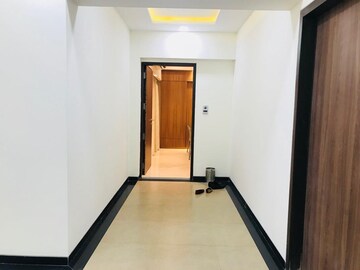 Room in 1 BHK Apartment at Swapna Kiran CHS, Malad East – for Rent