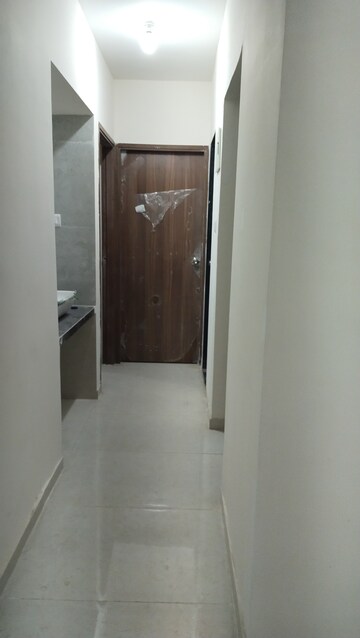 Room in 2 BHK Apartment at Kurla East – for Rent
