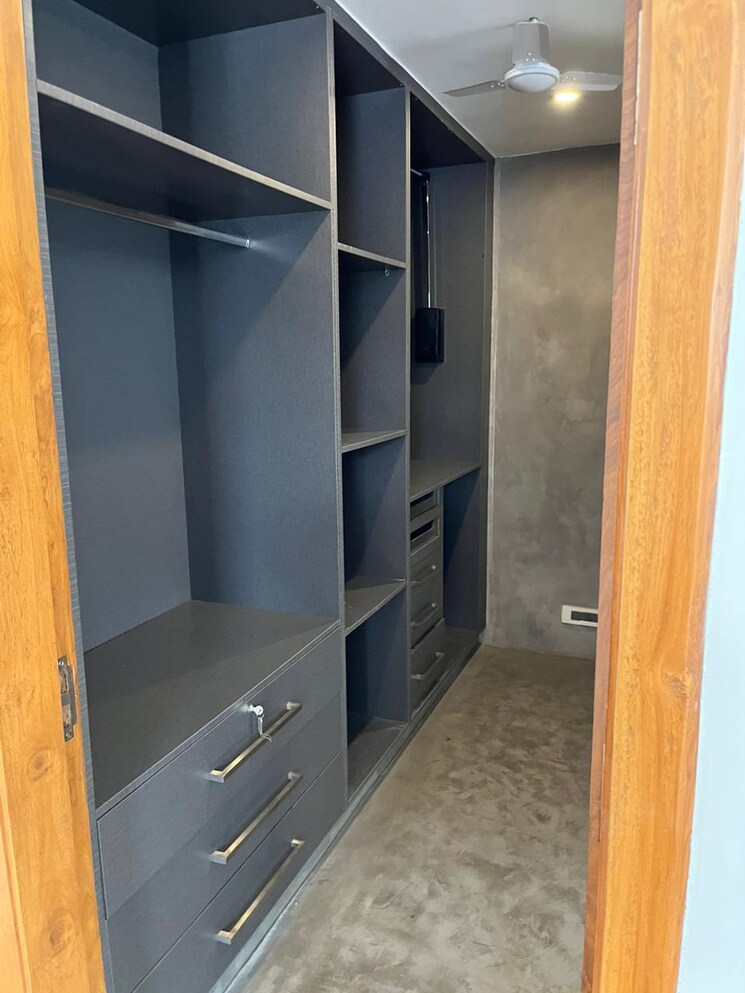 Kitchen, dlf-atria 4 Bedroom 3505 Sq.Ft. Builder Floor In Dlf Phase ii Gurgaon 7945453