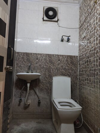 2 BHK Builder Floor For Rent in Sri Niwaspuri Delhi  7945452