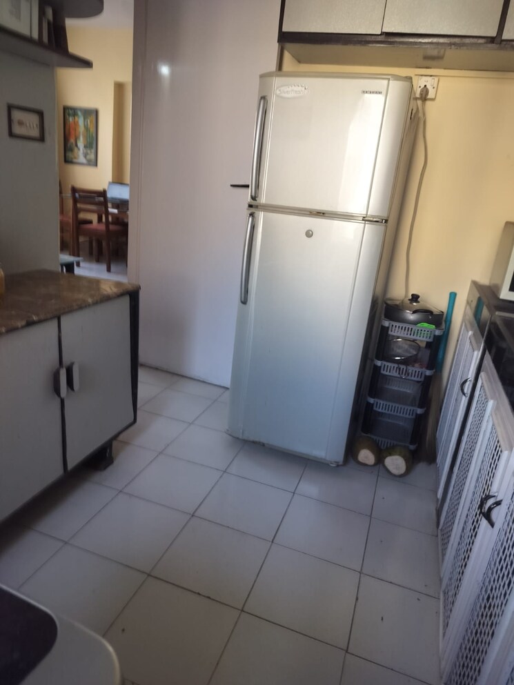 Bathroom, hiranandani-gardens-cypress 1 Bedroom 650 Sq.Ft. Apartment In Powai Mumbai 7945485