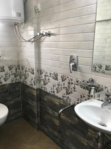 Bathroom in 1 RK Apartment at Bestech Park View Spa, Sector 47 – for Rent