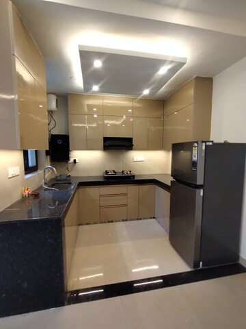 Master Bedroom in 4 BHK Apartment at Bestech Park View Spa, Sector 47 – for Rent
