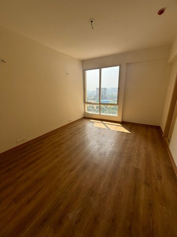 Room in 3 BHK Apartment at Adani Oyster Greens, Sector 102 – for Rent