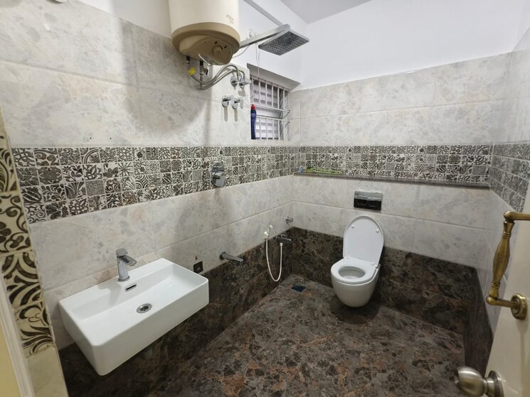Bathroom, cubbon-terraces 2 Bedroom 1250 Sq.Ft. Apartment In Infantry Road Bangalore 7945550