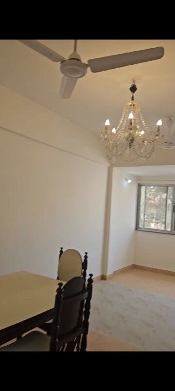 Furnished Amenities in 2 BHK Apartment at Bandra West – for Rent