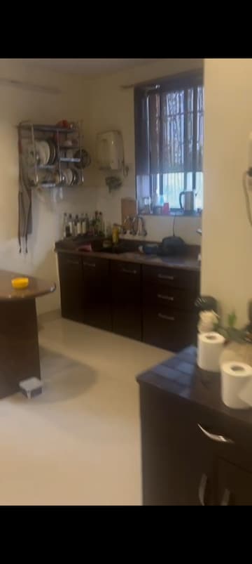 Master Bedroom in 3 BHK Apartment at Bandra West – for Rent