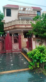 5 BHK + Extra Room 112 Sq.Mt. Independent House in Sector 19