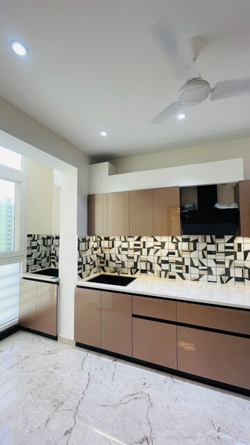 Kitchen in 4 BHK Apartment at Gomti Nagar – for Rent